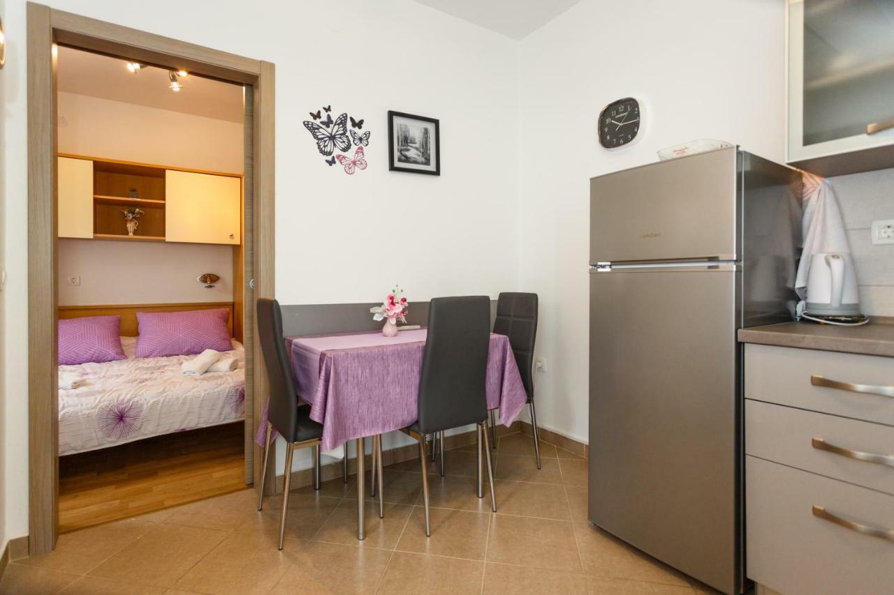 Villa Rosi Krk Town Exterior photo